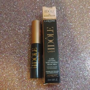 01 Glossy Black Lash Idole Lash-Lifting & Volumizing Mascara Lancome